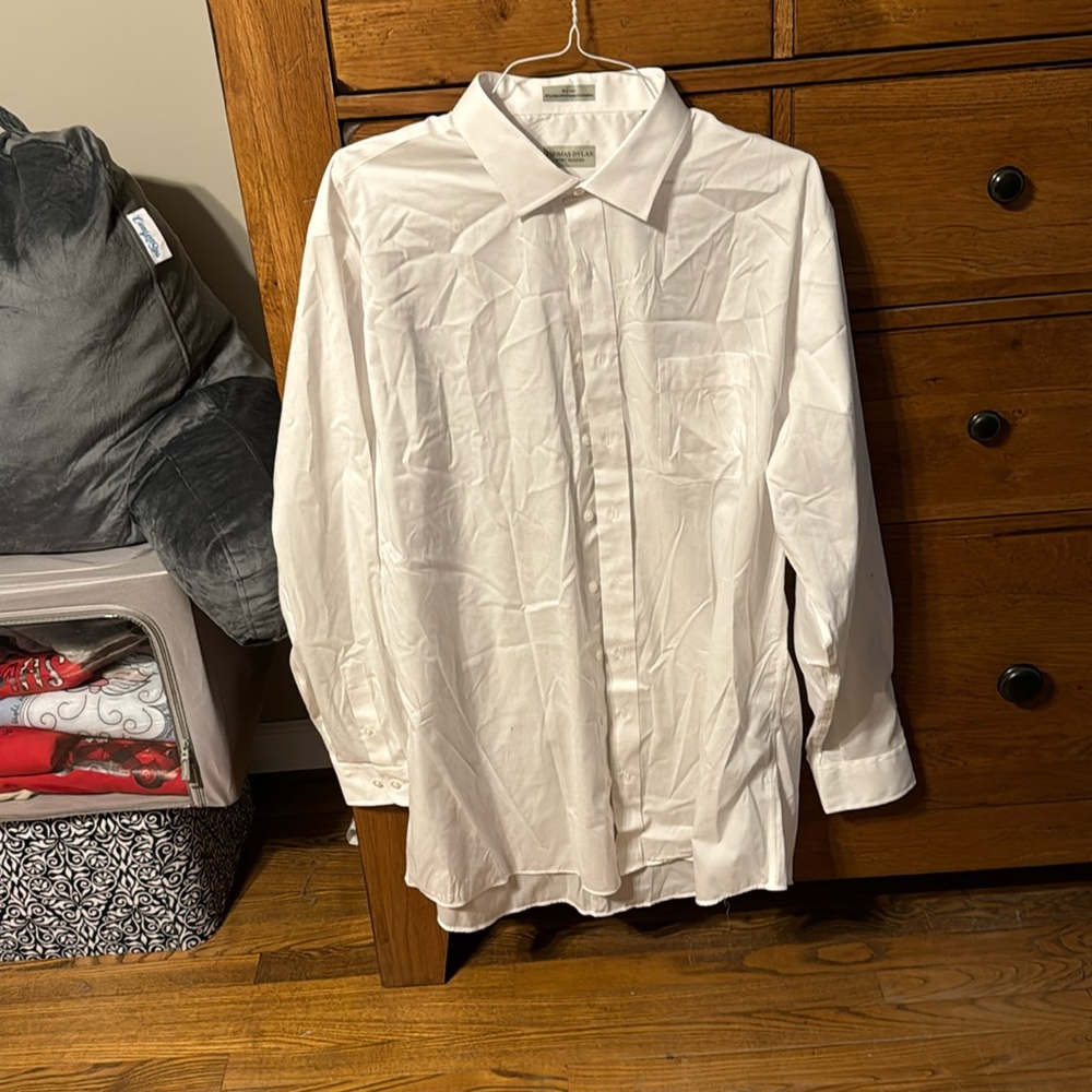Thomas Dylan man’s shirt